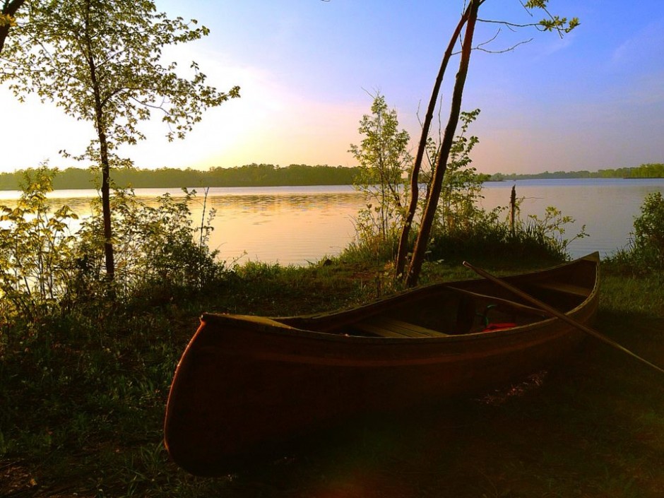 Canoe on Lake Agnes