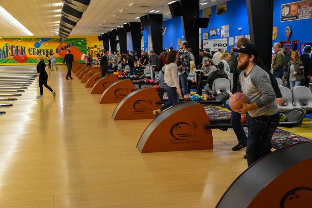 Garden Center Lanes bowling alley