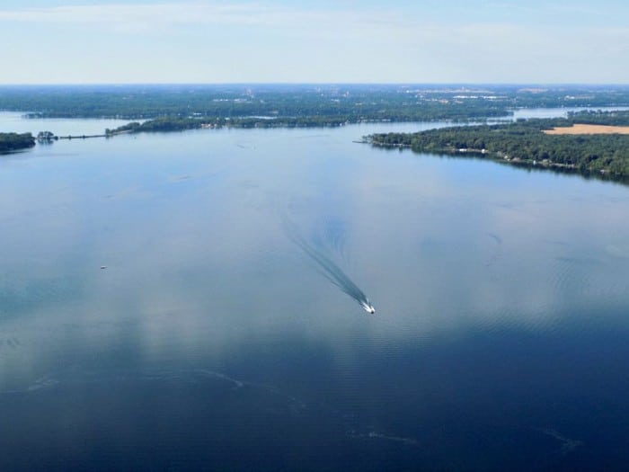 A boat on Lake Carlos